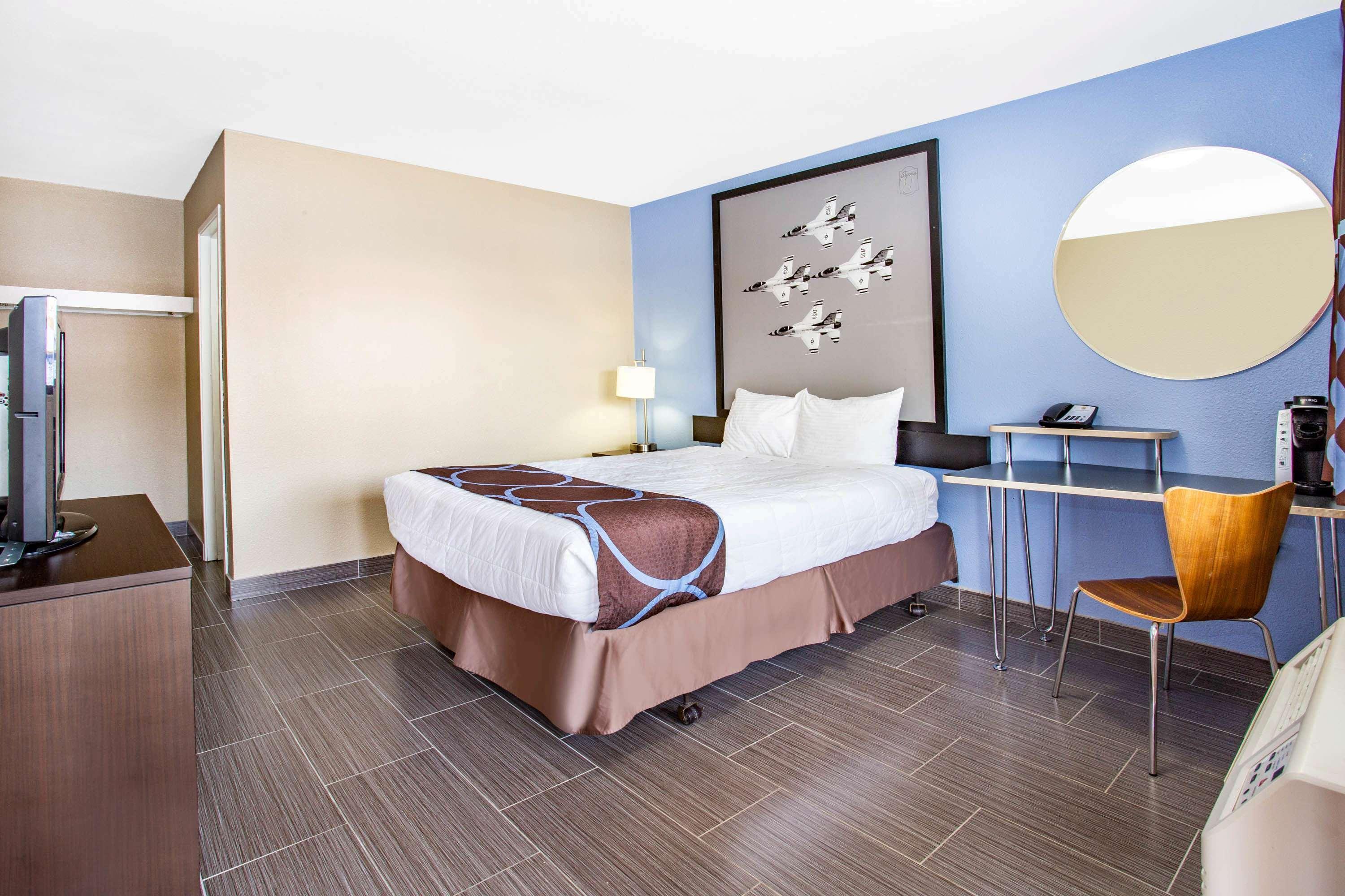 Super 8 By Wyndham Las Vegas Nellis Afb Area Exterior foto